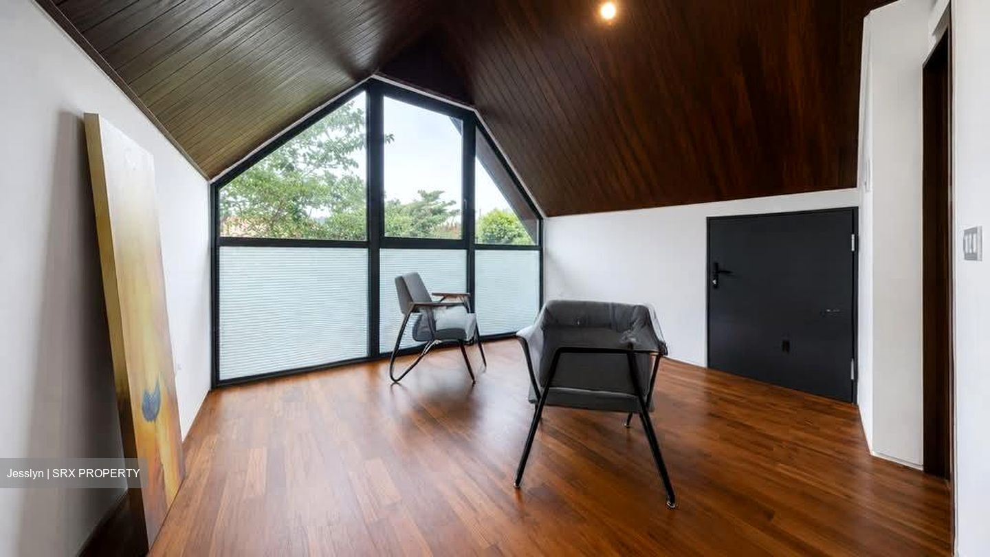 Jalan Haji Alias (D10), Terrace #570672011